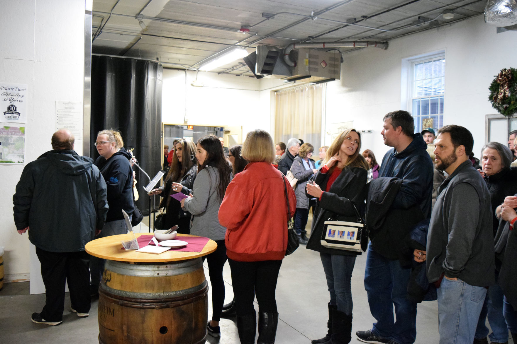 112518-sauk-gallery-wine015